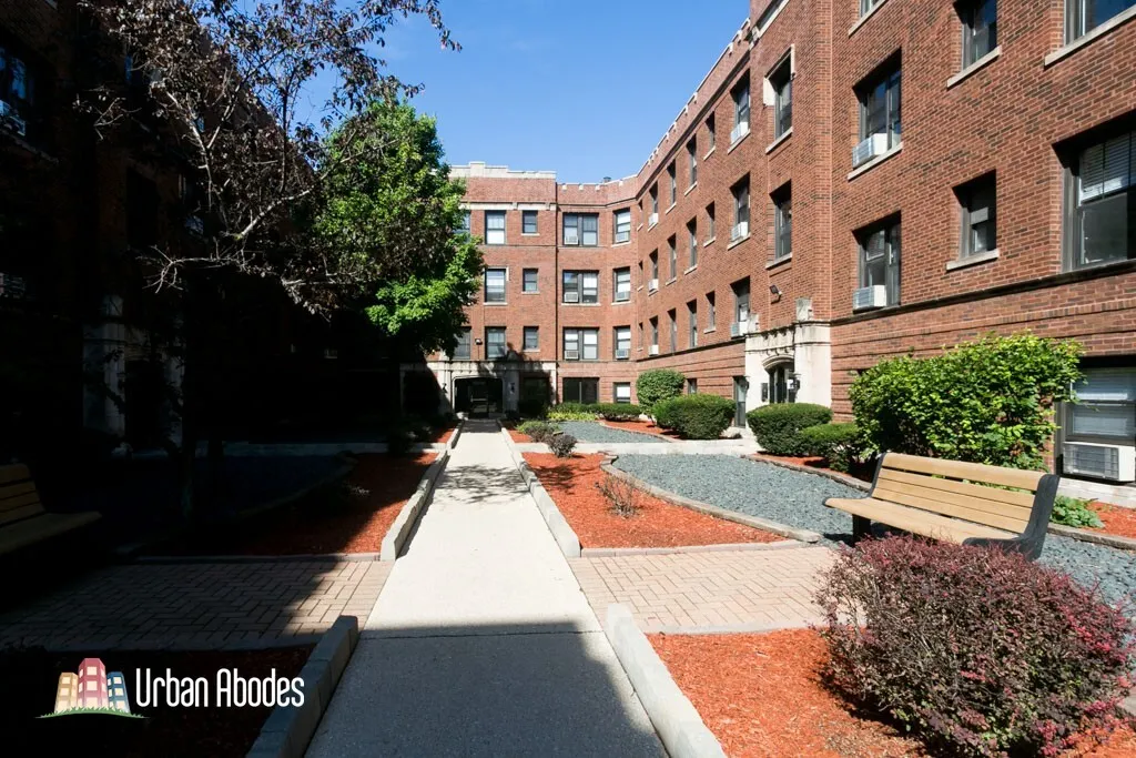 2908 N Mildred Ave, , 60657, USA 60657-unit#2V-Chicago-IL