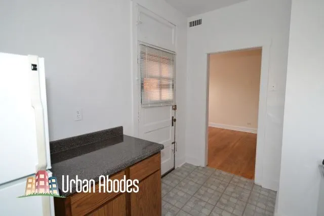 3521 N Racine Ave, ,  60657, USA 60657-unit#2N-Chicago-IL