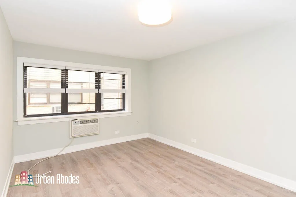 445 W Barry Ave, ,  60657, USA 60657-unit#211-Chicago-IL