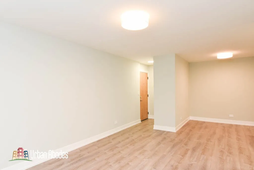 445 W Barry Ave, ,  60657, USA 60657-unit#211-Chicago-IL