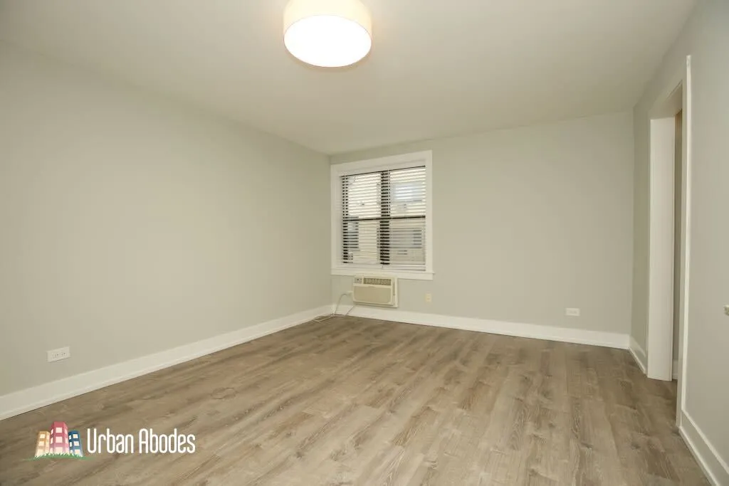 445 W Barry Ave, , 60657, USA 60657-unit#421-Chicago-IL