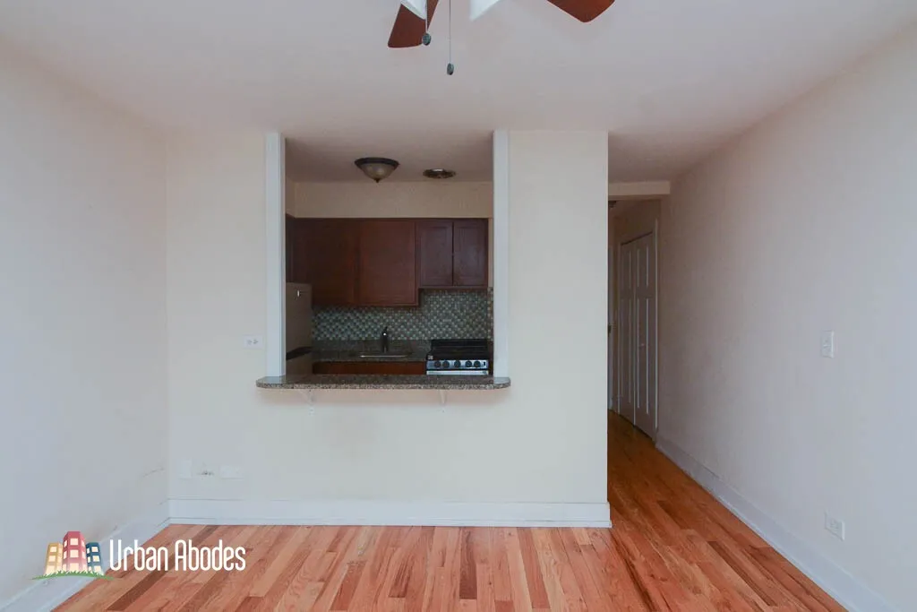 Wrightwood Apartments, 660 W Wrightwood Ave, ,  60614, USA 60614-unit#210-Chicago-IL