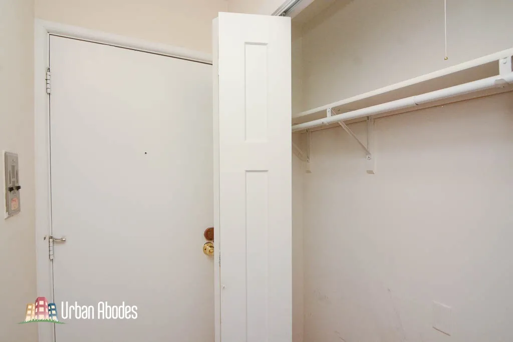 Wrightwood Apartments, 660 W Wrightwood Ave, ,  60614, USA 60614-unit#210-Chicago-IL