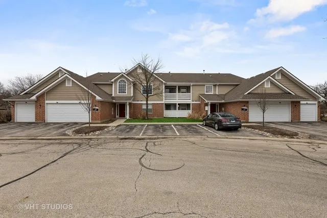 1621 Buttonwood Cir, ,  60173, USA 60173-unit#1621-Schaumburg-IL