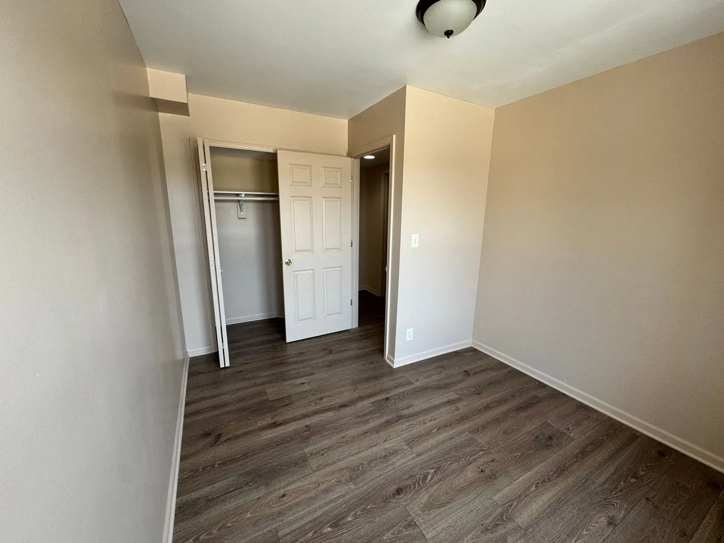 10214 S King Dr, ,  60628, USA 60628-unit#2W-Chicago-IL