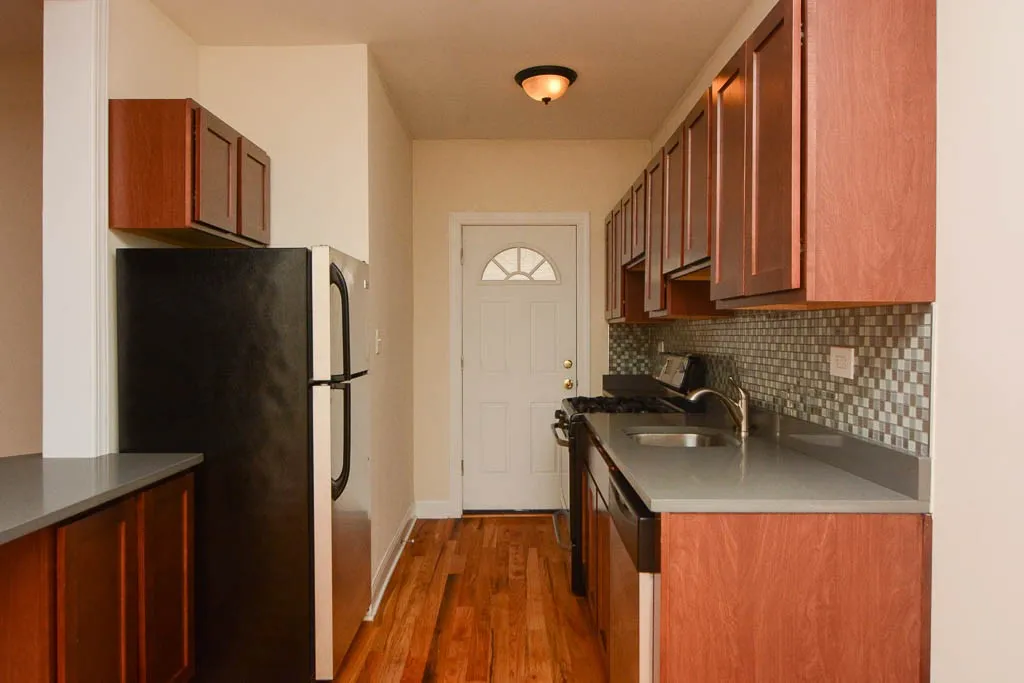 624 W Cornelia Ave, ,  60657, USA 60657-unit#3S-Chicago-IL