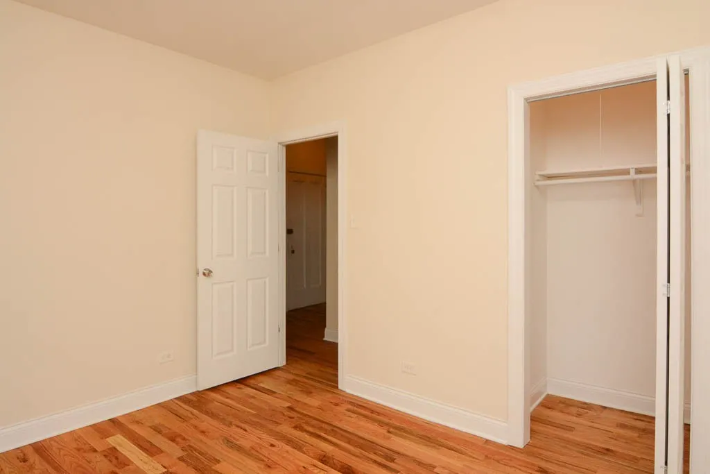 624 W Cornelia Ave, ,  60657, USA 60657-unit#3S-Chicago-IL