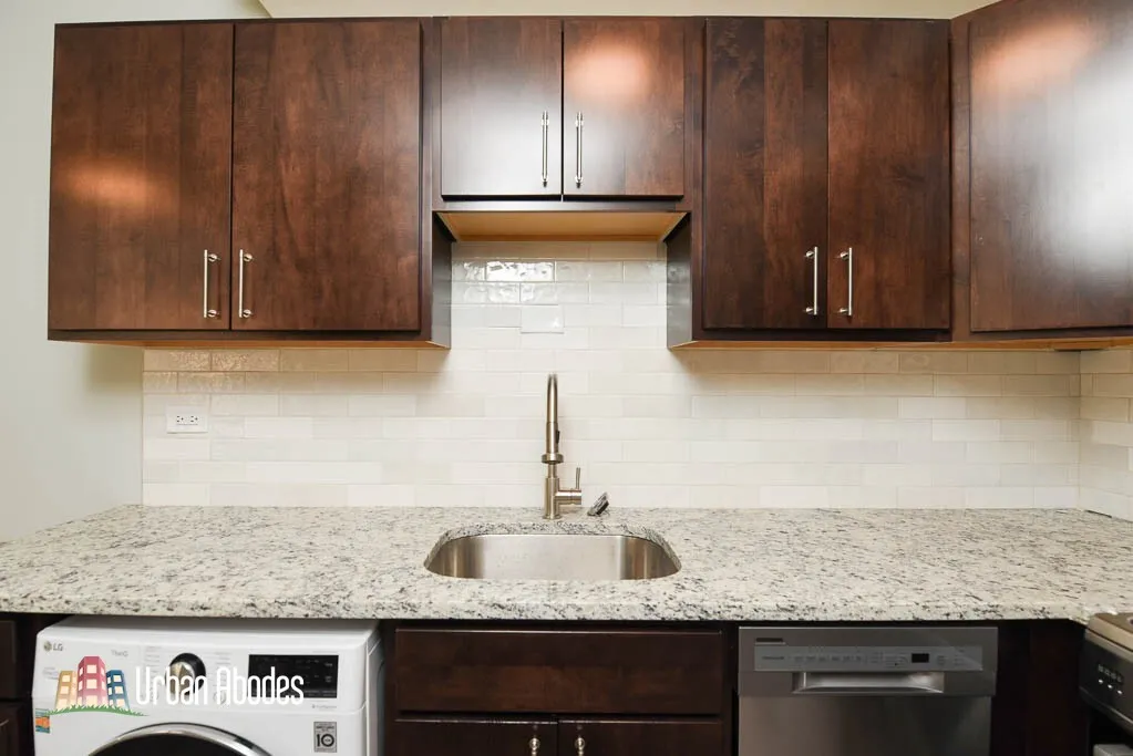 445 W Barry Ave, , 60657, USA 60657-unit#217-Chicago-IL