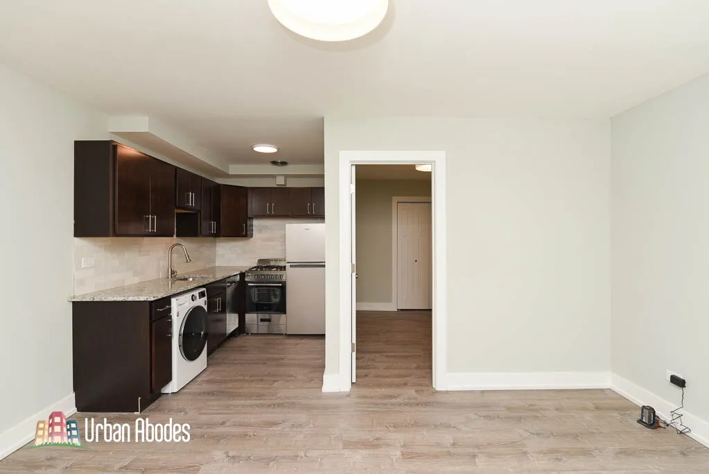 445 W Barry Ave, , 60657, USA 60657-unit#217-Chicago-IL