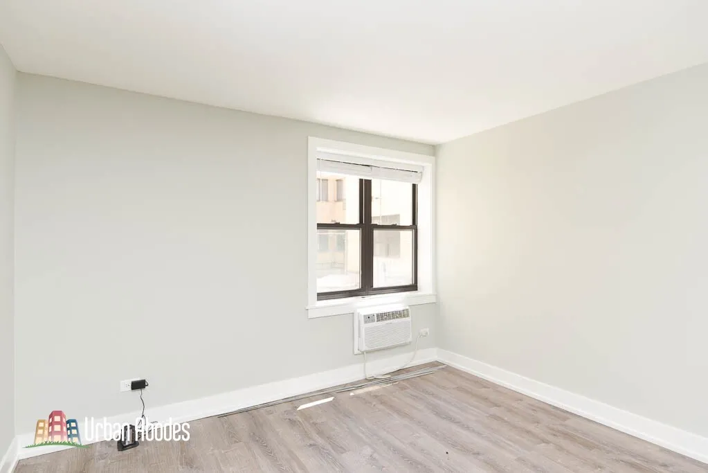 445 W Barry Ave, , 60657, USA 60657-unit#217-Chicago-IL