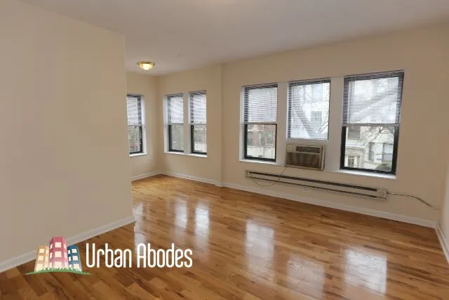 3720 N Pine Grove Ave, ,  60613, USA 60613-unit#2E-Chicago-IL