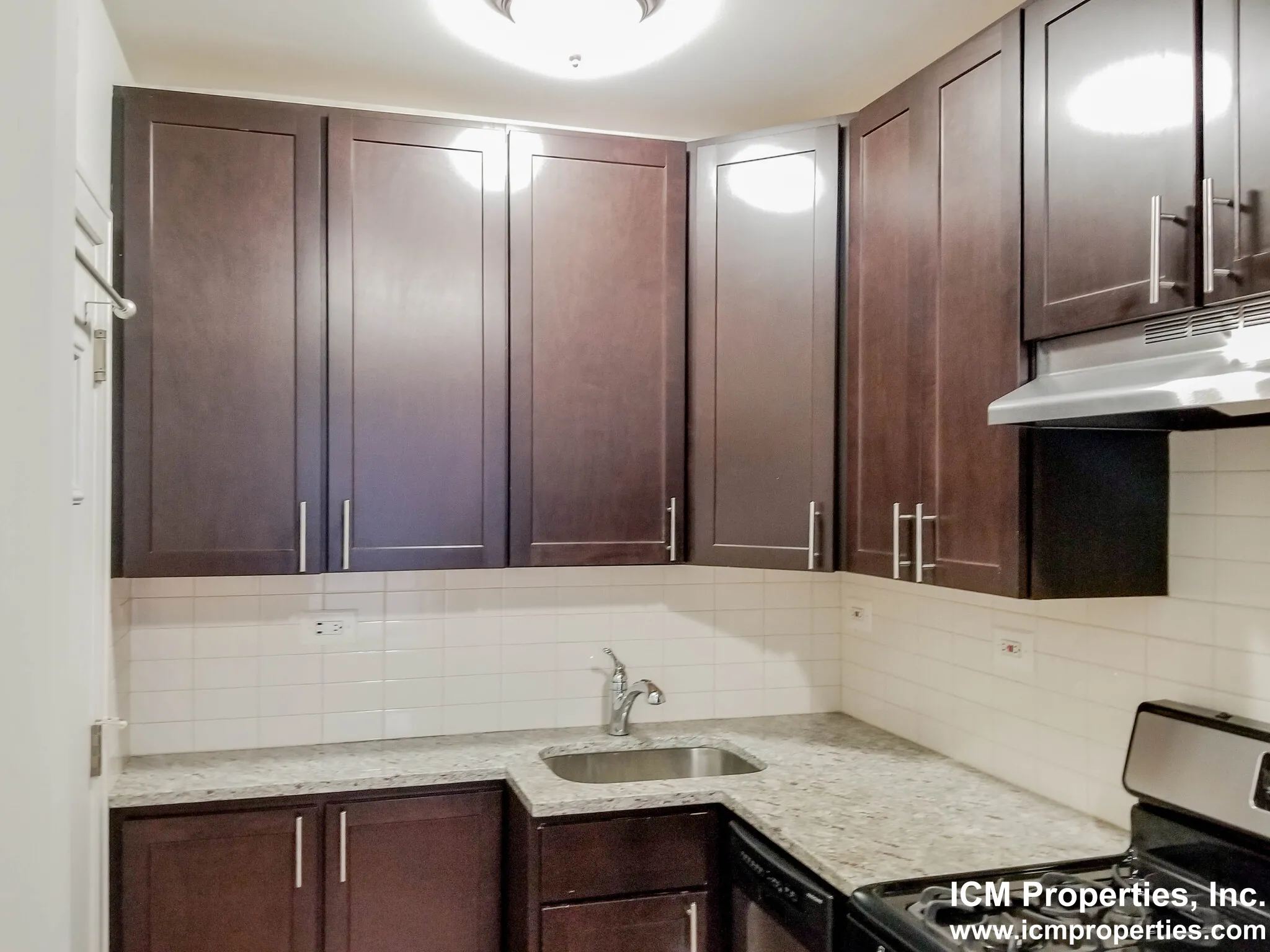 512 W Cornelia Ave, , 60657, USA 60657-unit#516-120-Chicago-IL