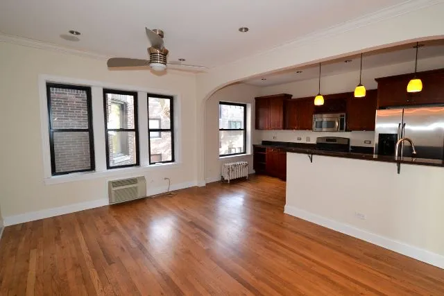 746 W Addison St, ,  60613, USA 60613-unit#2S-Chicago-IL