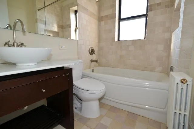 746 W Addison St, ,  60613, USA 60613-unit#2S-Chicago-IL