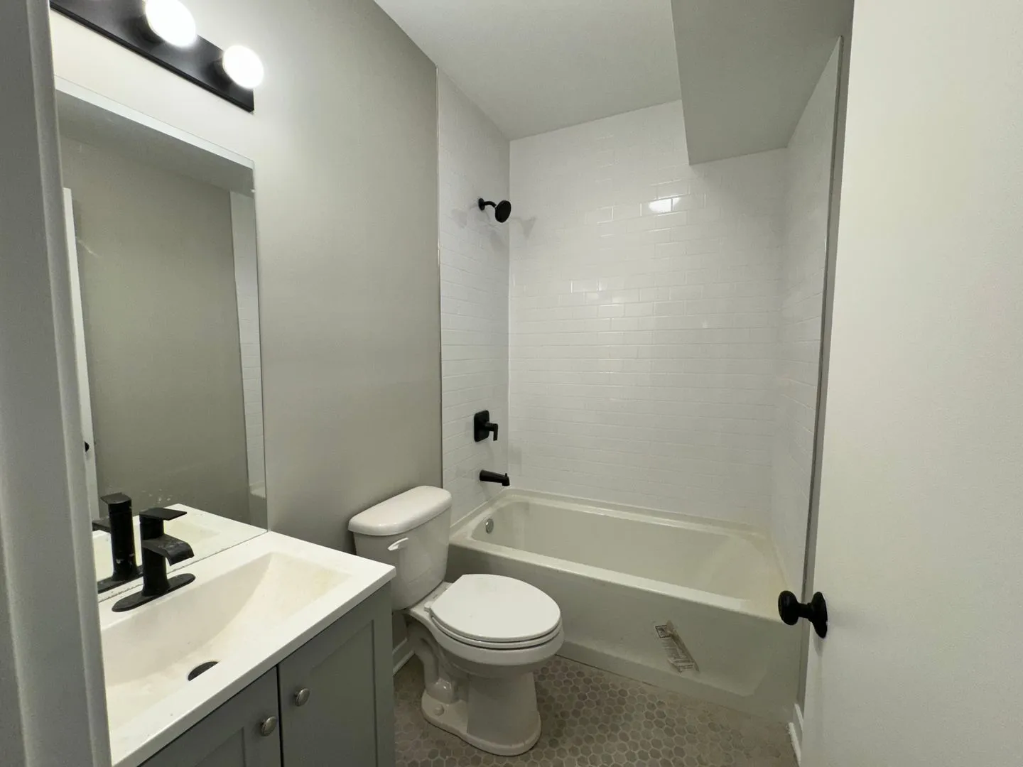3051 W Leland Ave, ,  60625, USA 60625-unit#108-Chicago-IL