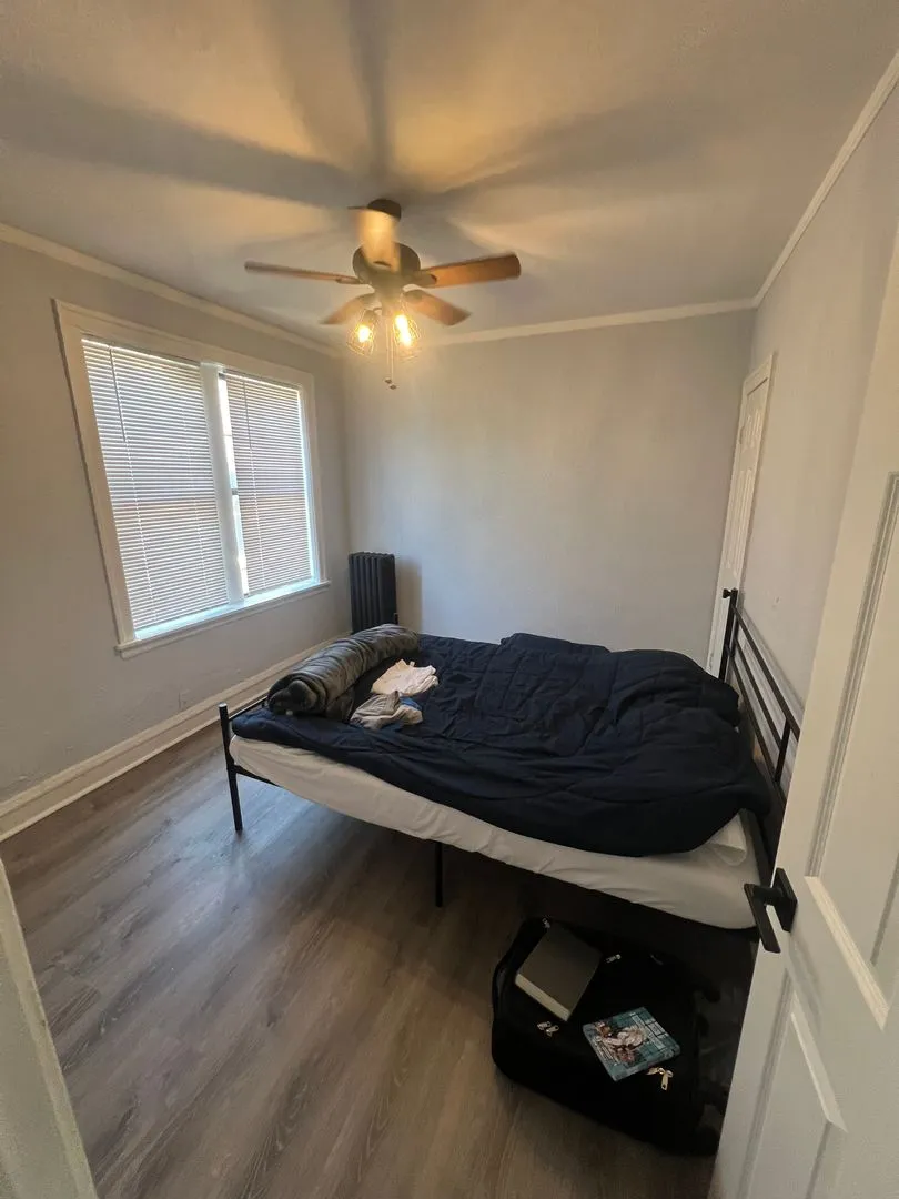 6126 S Ingleside Ave, ,  60637, USA 60637-unit#3W-Chicago-IL
