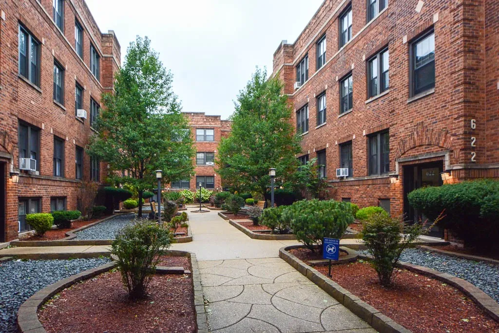 626 W Cornelia Ave, , 60657, USA 60657-unit#2S-Chicago-IL