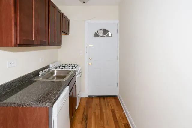 2904 N Mildred Ave, ,  60657, USA 60657-unit#1J-Chicago-IL