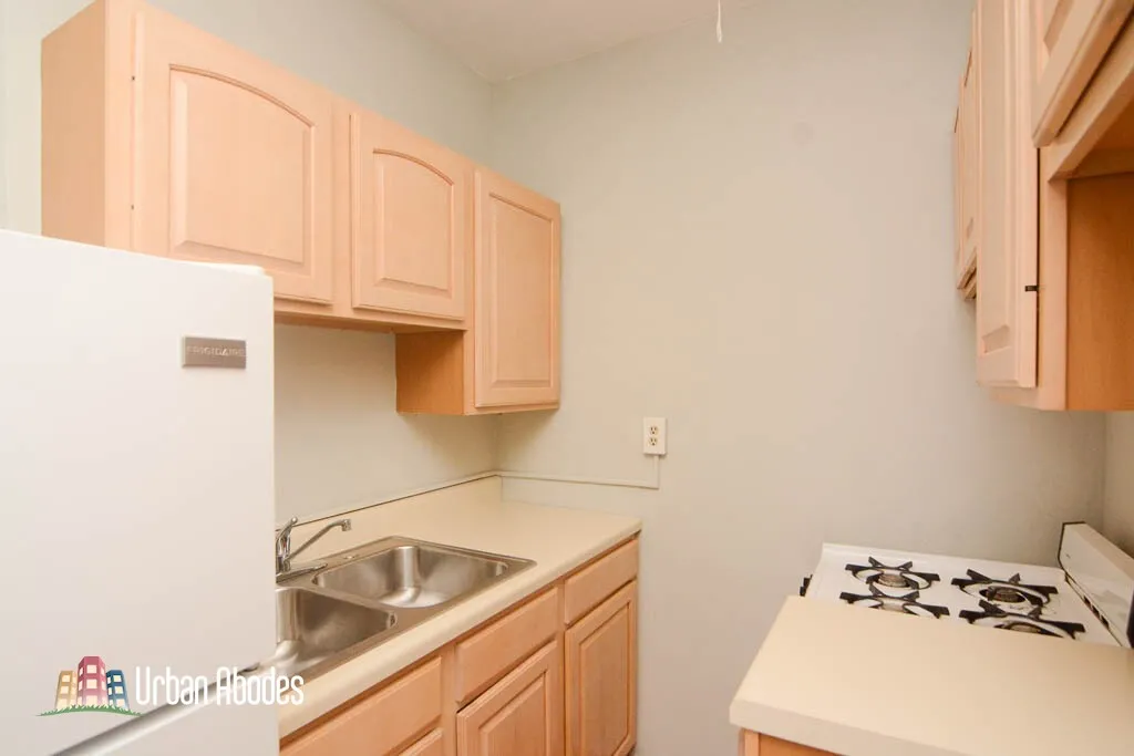 425 W Roscoe St, ,  60657, USA 60657-unit#605-Chicago-IL