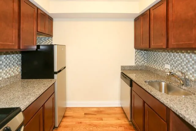 555 W Arlington Pl, ,  60614, USA 60614-unit#206-Chicago-IL