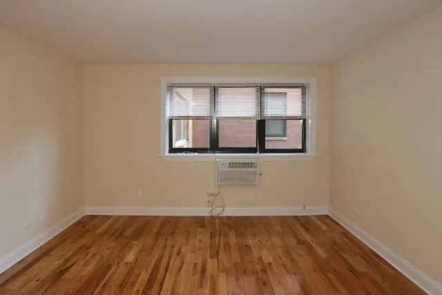 555 W Arlington Pl, ,  60614, USA 60614-unit#206-Chicago-IL