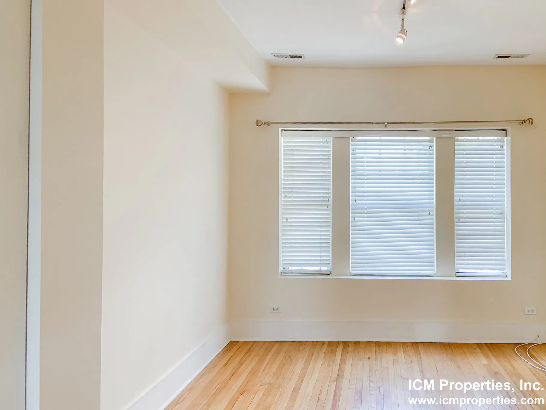 1849 W Cornelia Ave, ,  60657, USA 60657-unit#3453-3-Chicago-IL