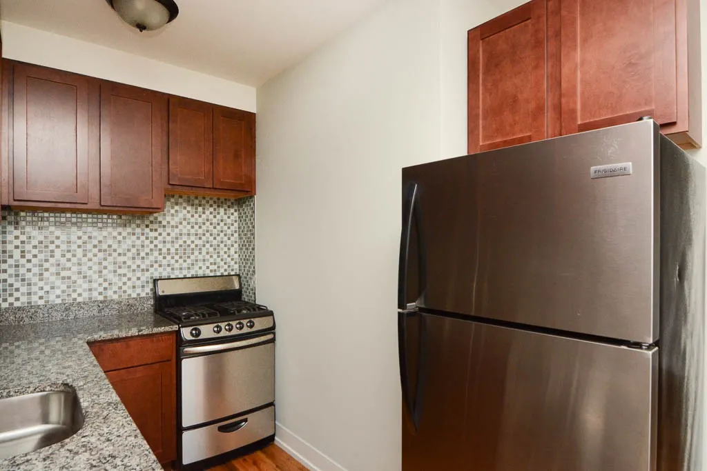550 W Arlington Pl, ,  60614, USA 60614-unit#704-Chicago-IL