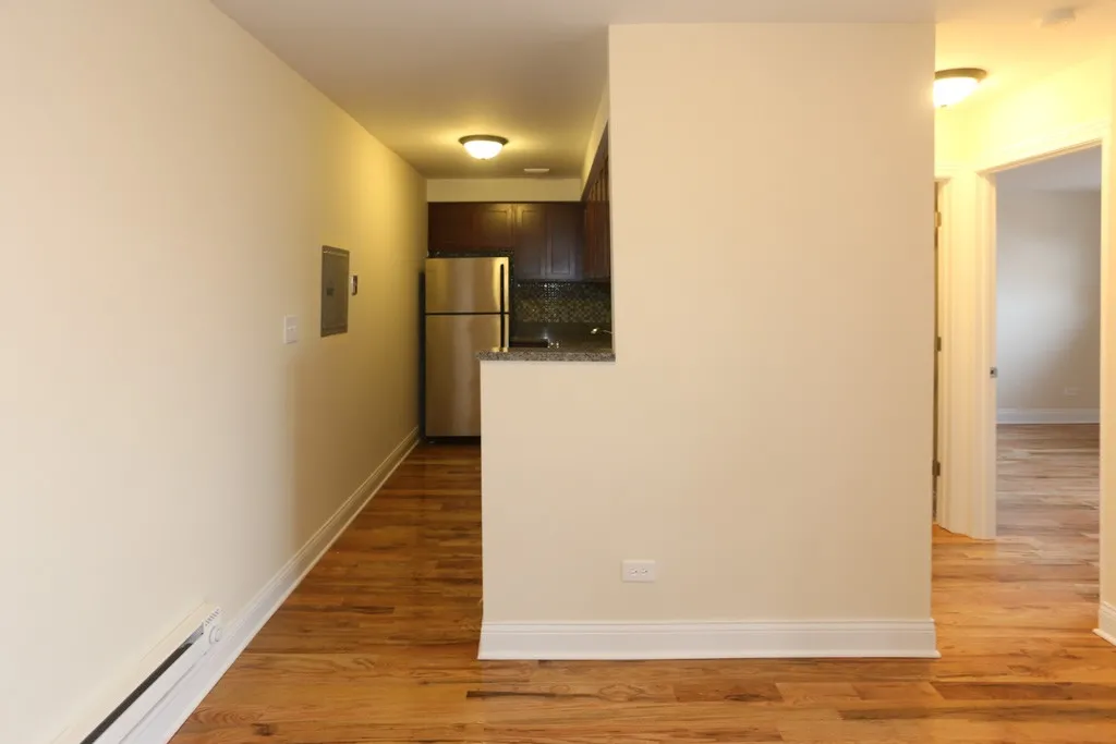 555 W Arlington Pl, ,  60614, USA 60614-unit#202-Chicago-IL