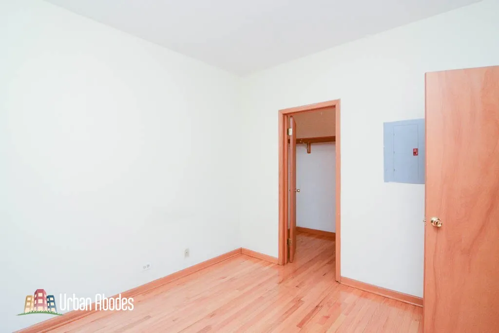 635 W Barry Ave, , 60657, USA 60657-unit#205-Chicago-IL