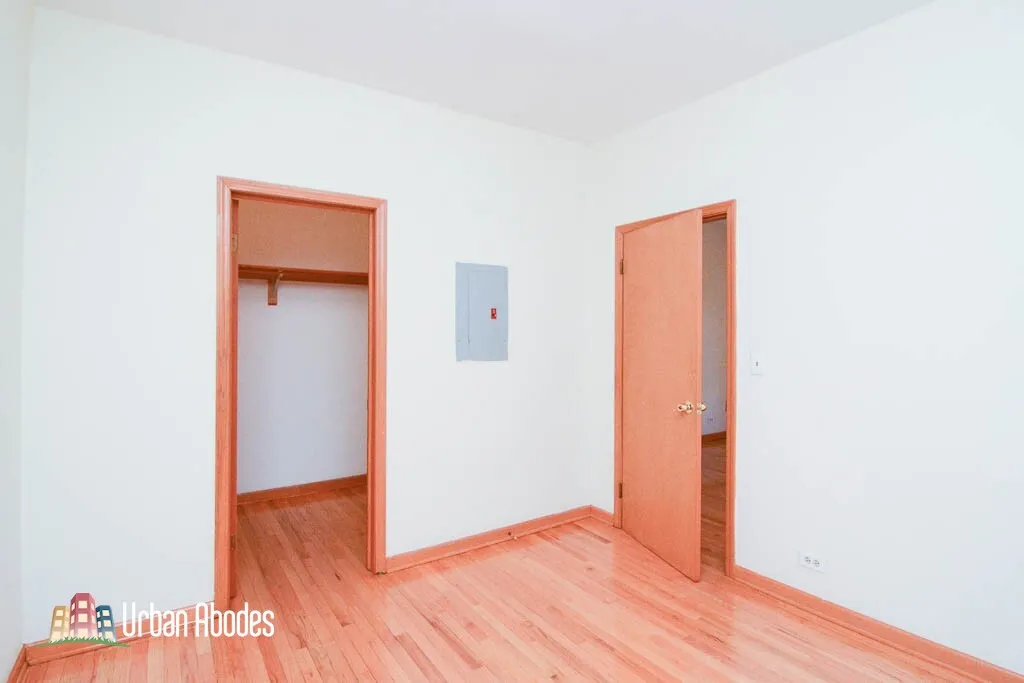 635 W Barry Ave, , 60657, USA 60657-unit#205-Chicago-IL