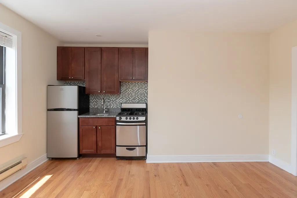 4546 N Damen Ave, ,  60625, USA 60625-unit#304-Chicago-IL