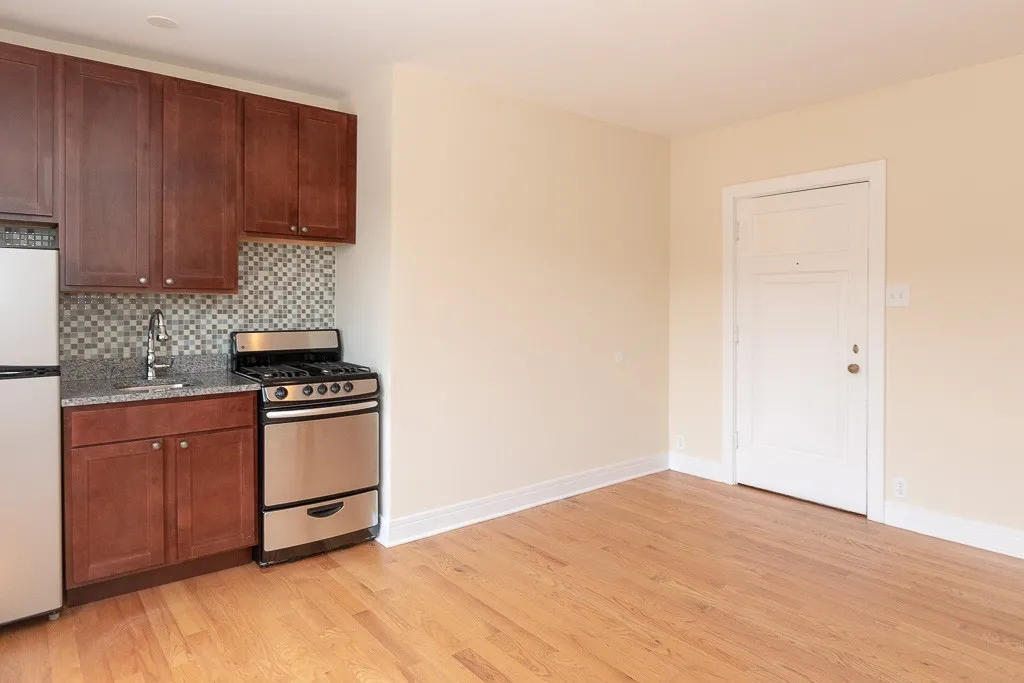 4546 N Damen Ave, ,  60625, USA 60625-unit#304-Chicago-IL