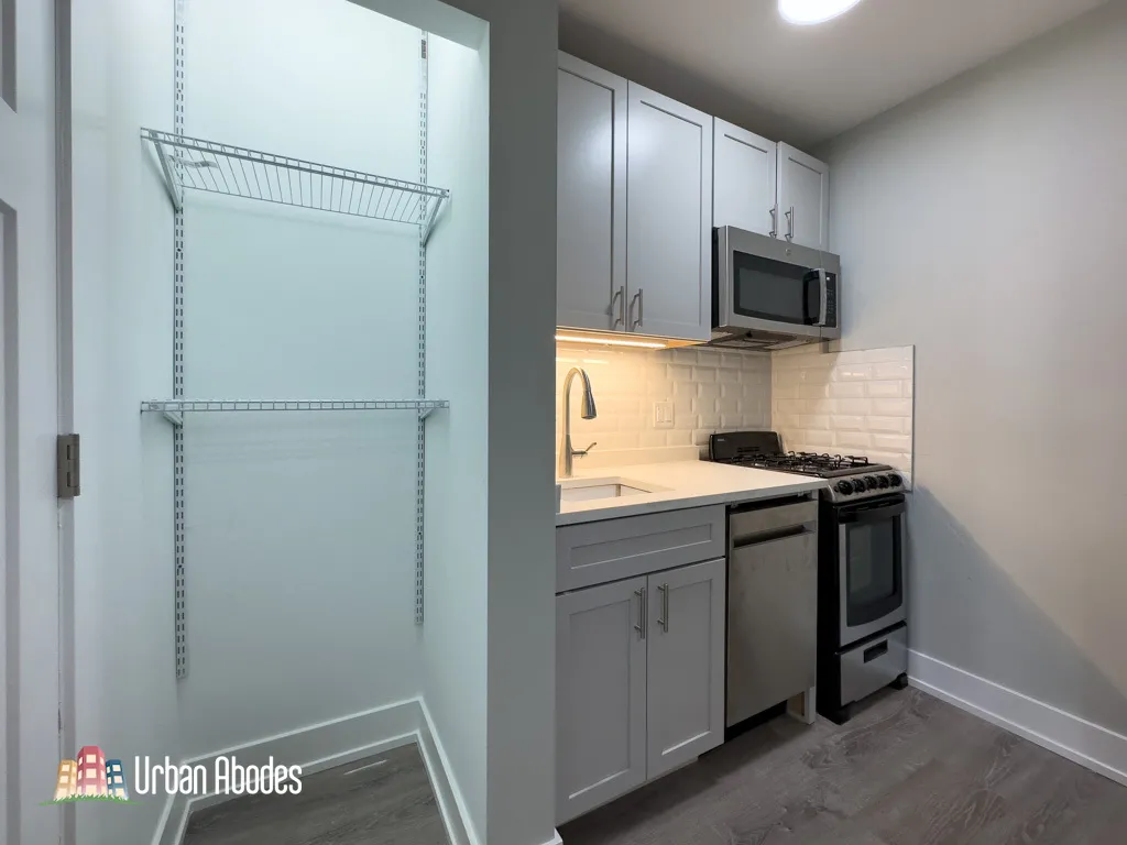 505 W Belmont Ave, ,  60657, USA 60657-unit#5B-Chicago-IL