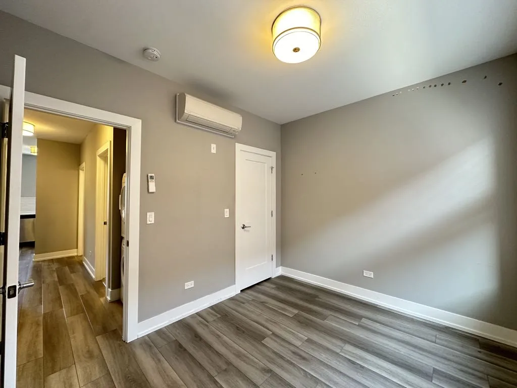 N Janssen Ave, , , USA 60613-unit#2E-Chicago-IL