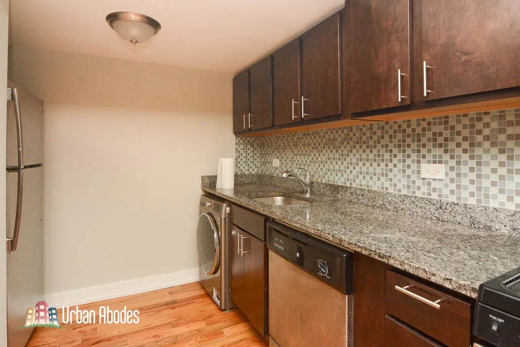 2912 N Mildred Ave, ,  60657, USA 60657-unit#G-F-Chicago-IL