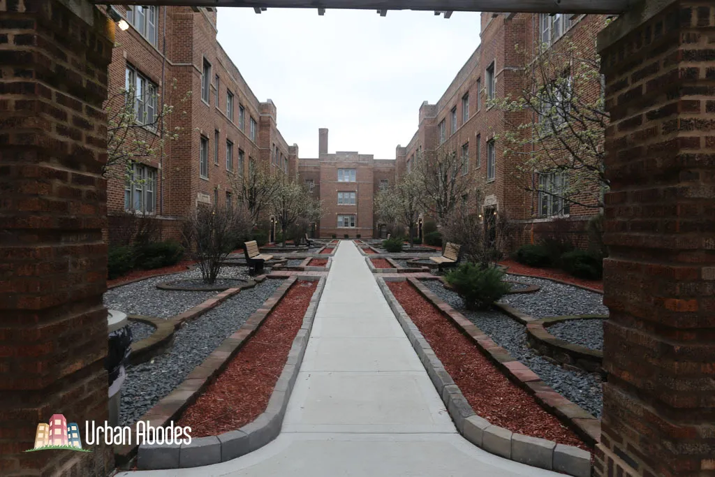 626 W Barry Ave, , 60657, USA 60657-unit#3S-Chicago-IL