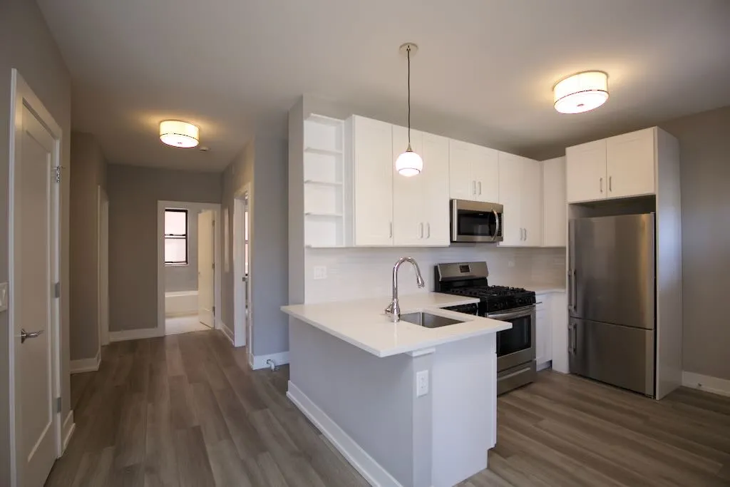 3943 N Janssen Ave, ,  60613, USA 60613-unit#2W-Chicago-IL
