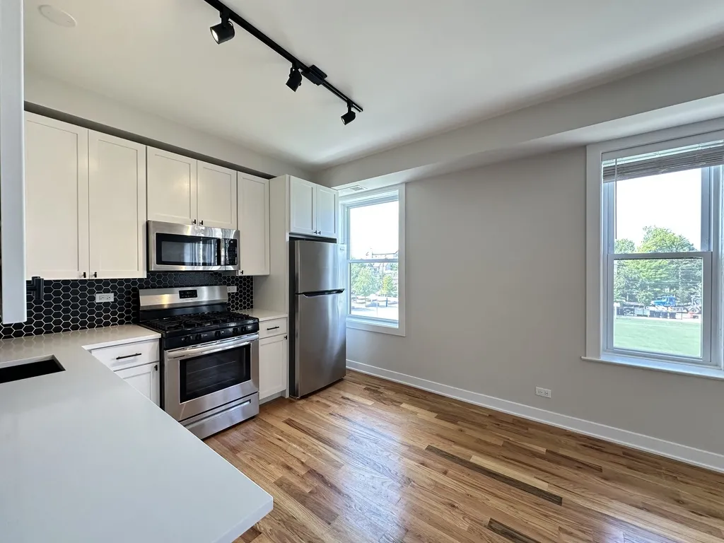 656 W Wrightwood Ave, , 60614, USA 60614-unit#314-Chicago-IL