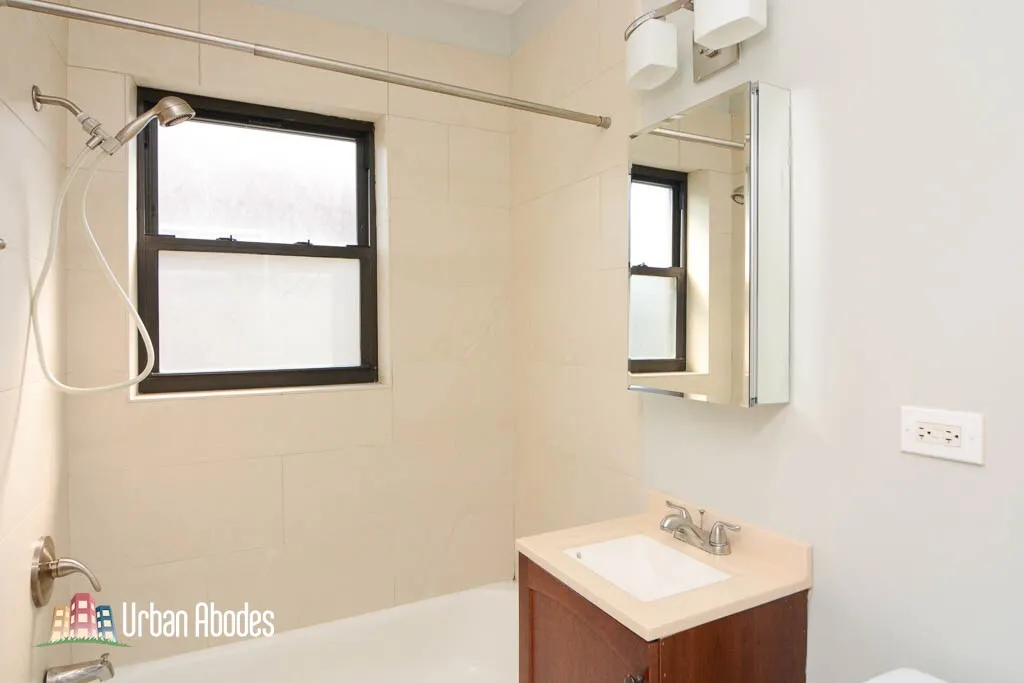 4737 N Hermitage Ave, , 60640, USA 60640-unit#210-Chicago-IL