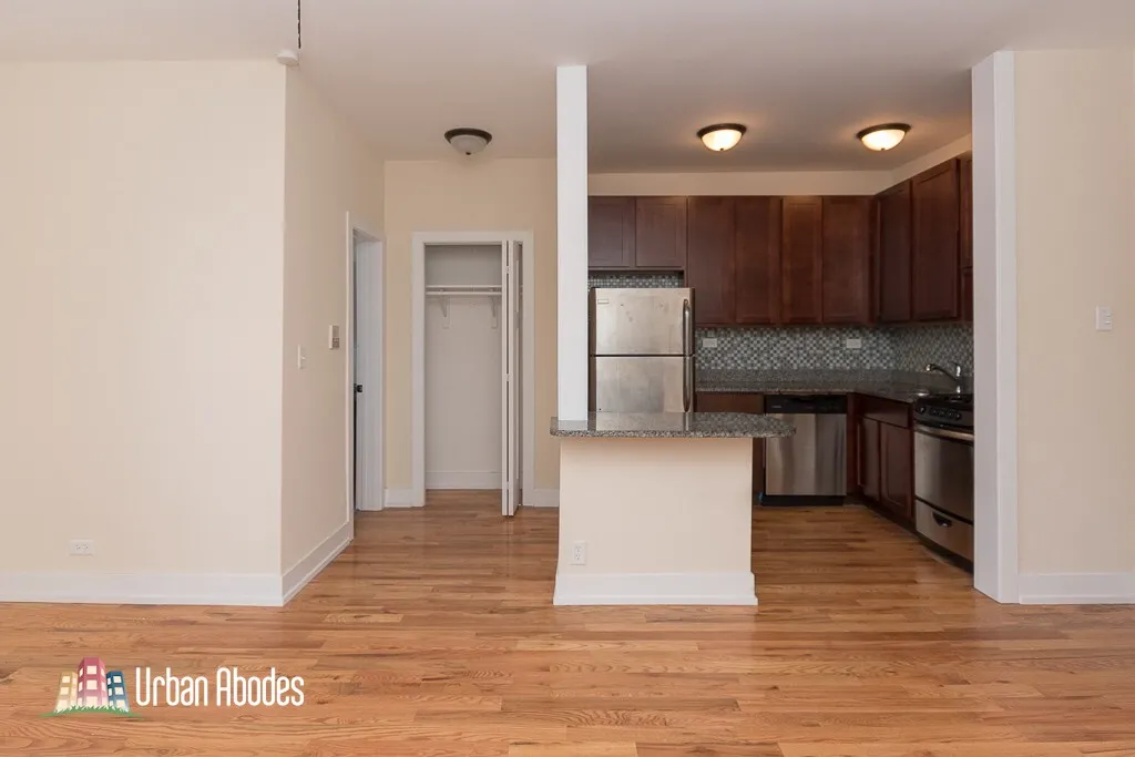 4851 N Damen Ave, , 60625, USA 60625-unit#303-Chicago-IL