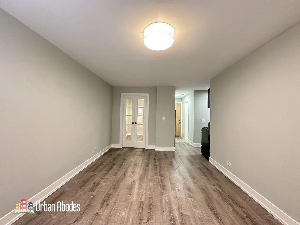 445 W Barry Ave, , 60657, USA 60657-unit#205-Chicago-IL