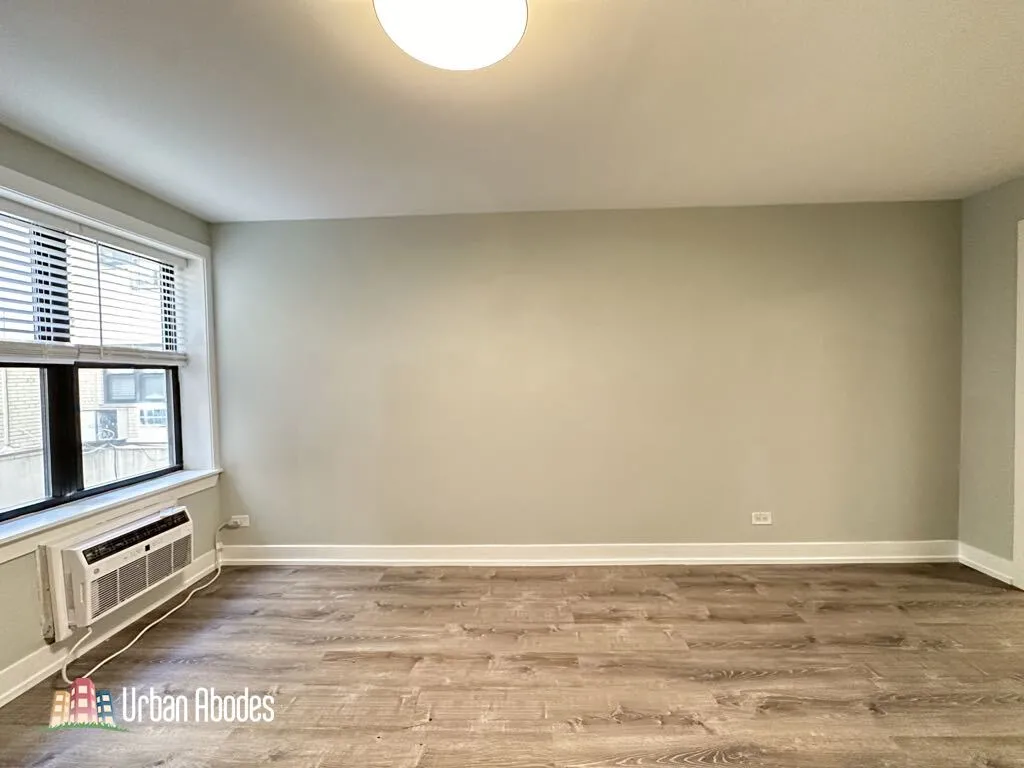 445 W Barry Ave, , 60657, USA 60657-unit#205-Chicago-IL