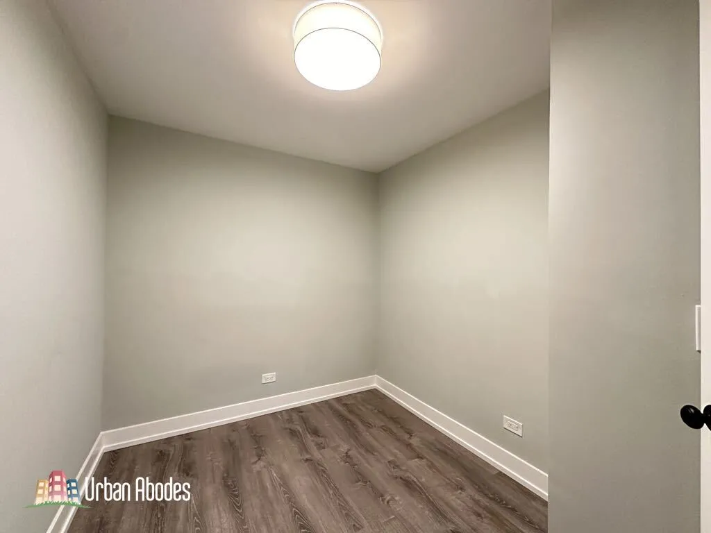 445 W Barry Ave, , 60657, USA 60657-unit#205-Chicago-IL