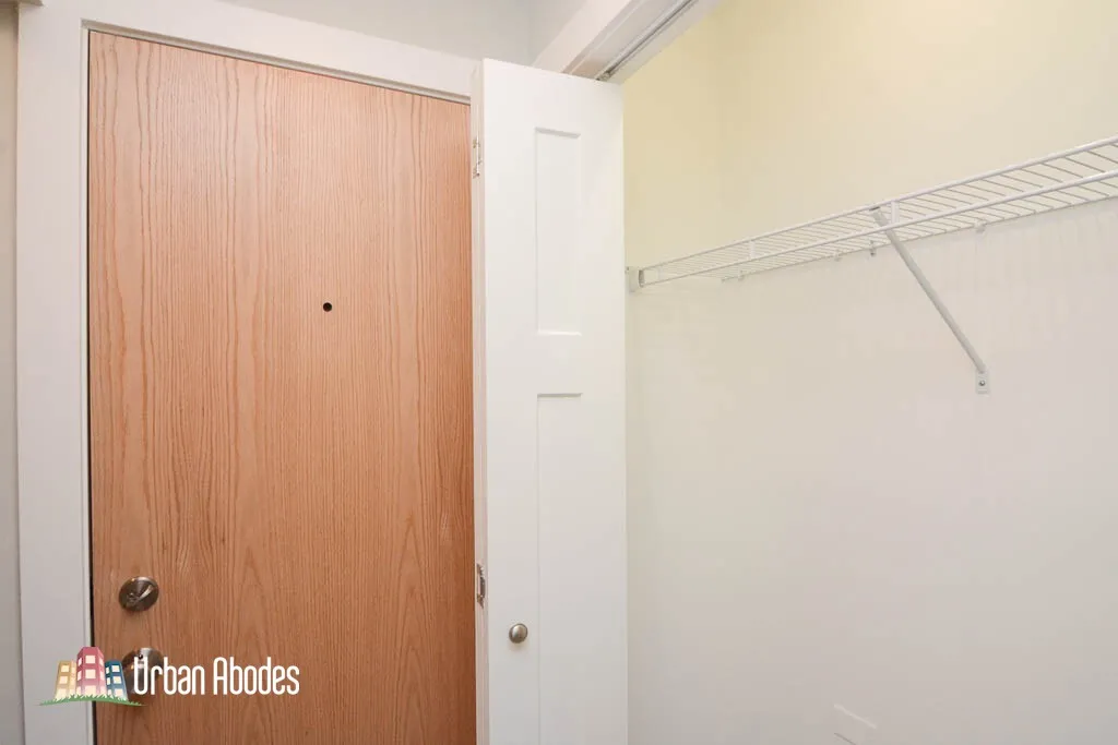 445 W Barry Ave, ,  60657, USA 60657-unit#226-Chicago-IL
