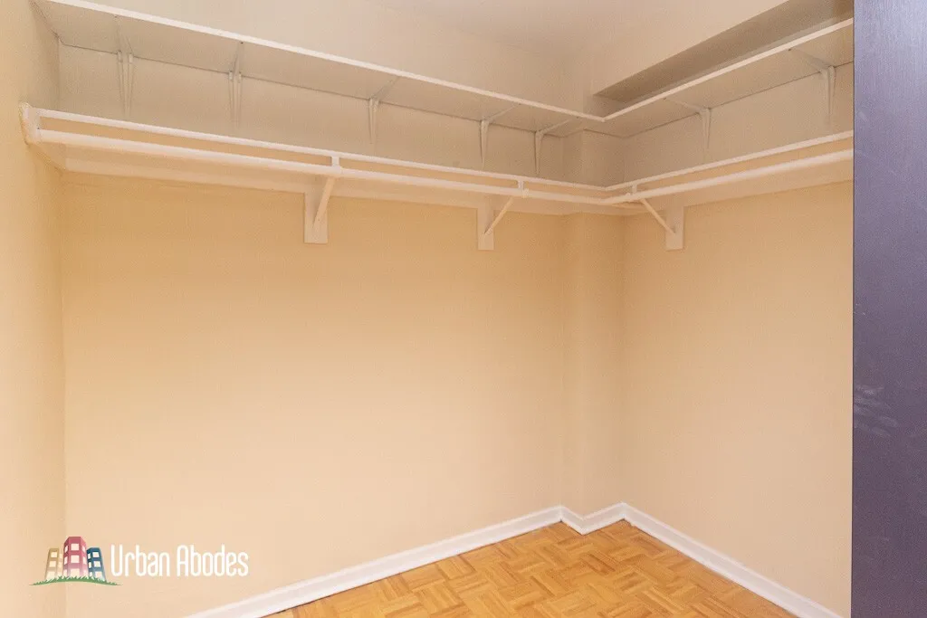 739 W Belmont Ave, ,  60657, USA 60657-unit#307-Chicago-IL
