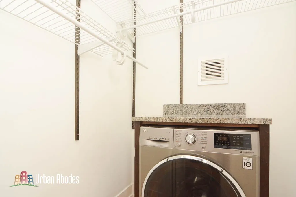 2912 N Mildred Ave, , 60657, USA 60657-unit#1AA-Chicago-IL