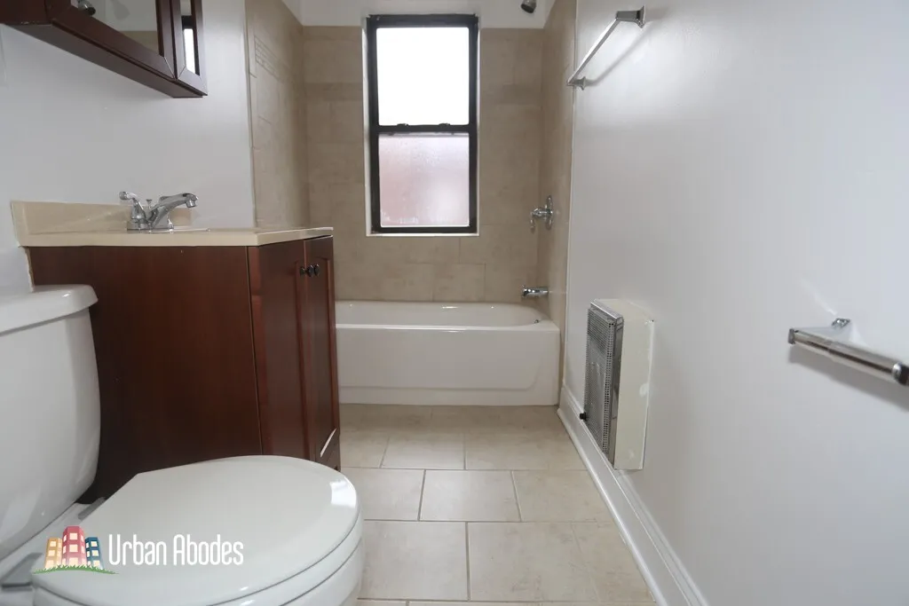 3829 N Fremont St, ,  60613, USA 60613-unit#3W-Chicago-IL