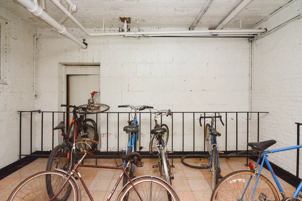 816 W Waveland Ave, , 60613, USA 60613-unit#02-Chicago-IL