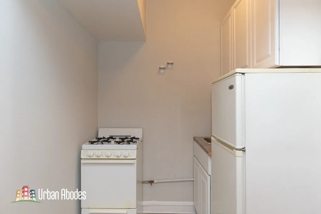 2827 N Burling St, , 60657, USA 60657-unit#204-Chicago-IL