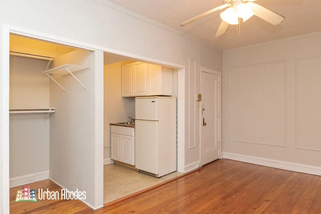 2827 N Burling St, , 60657, USA 60657-unit#204-Chicago-IL